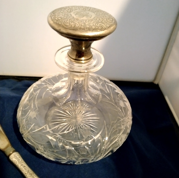 Vintage Sterling Silver Vanity Set - Picture 5 of 7